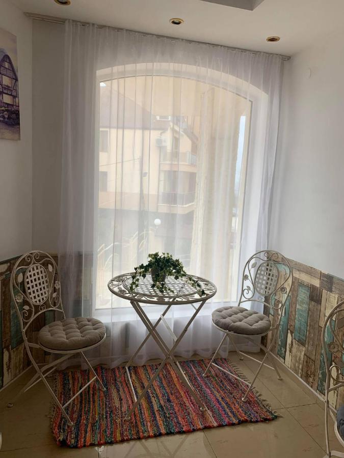 Семеен Хотел Брилянс - Family Hotel Brilliance Varna Esterno foto