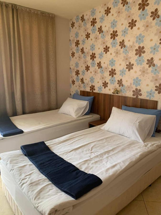 Семеен Хотел Брилянс - Family Hotel Brilliance Varna Esterno foto